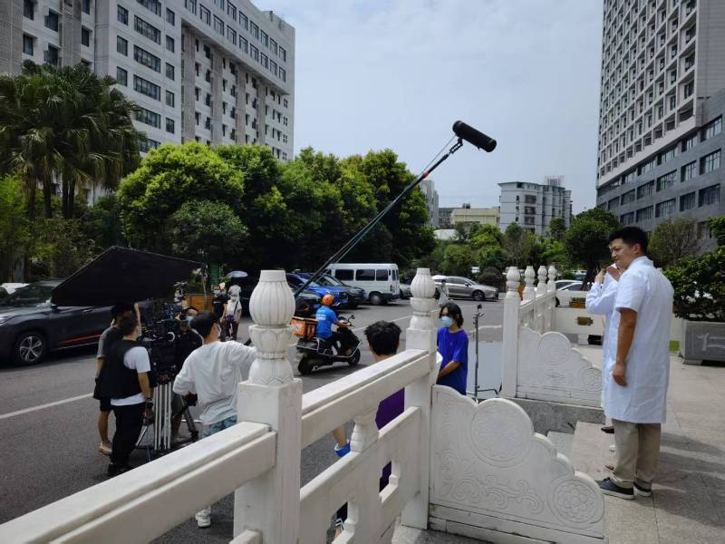 龙子湖区广告片拍摄公司低成本实现高规格制作的诀窍